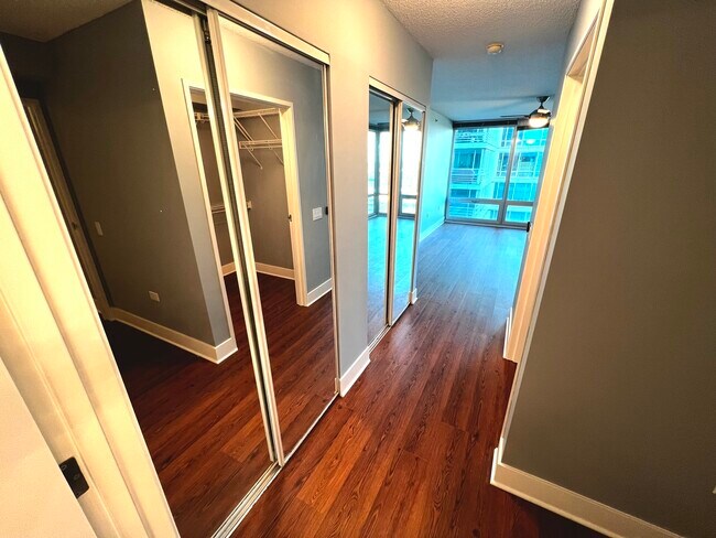 Building Photo - 9655 Woods Dr