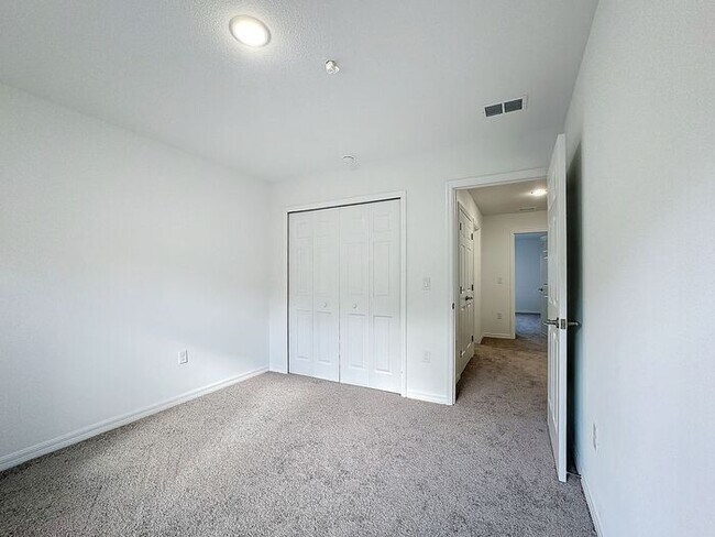 Building Photo - 1711 Barton Towne Cir