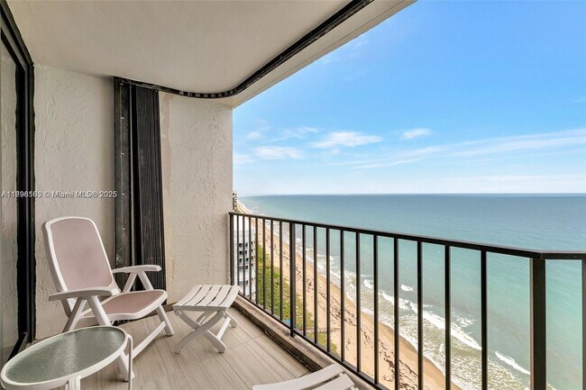 Building Photo - 9650 S Ocean Dr