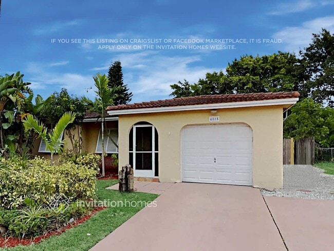 Building Photo - 4885 Alfresco St