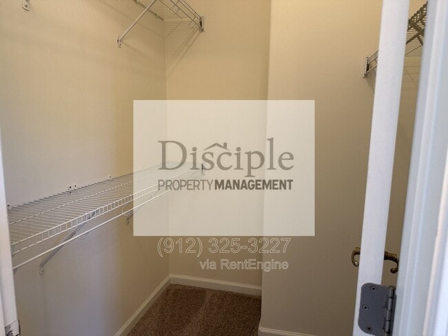 Building Photo - 20 Wesleyan Dr