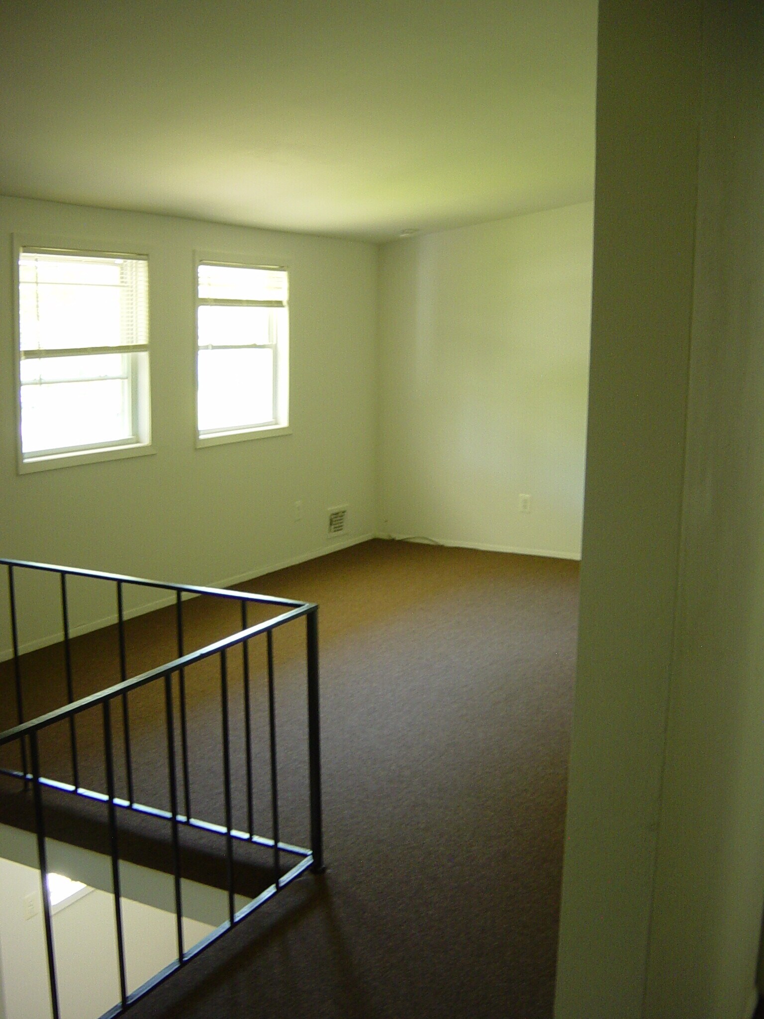 Building Photo - 15 Arrowhead Ln