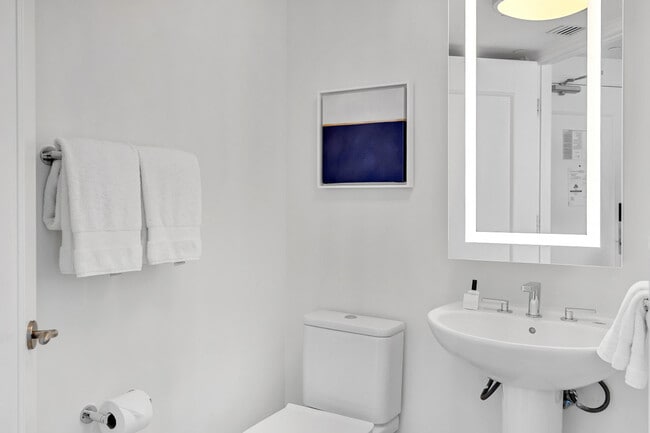 Building Photo - 4401 Collins Ave