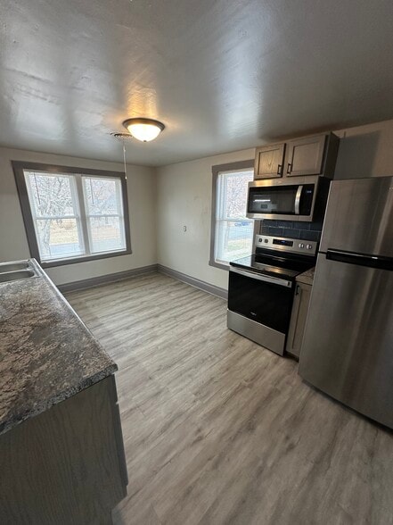 Kitchen - 416 N 4th St