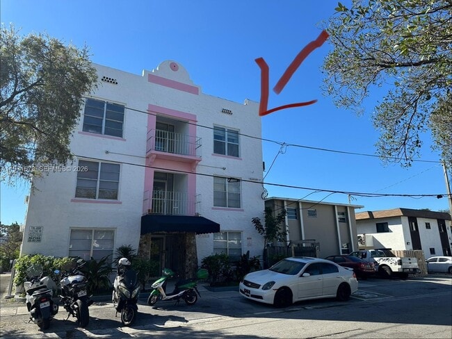 Building Photo - 428 SW 9th St