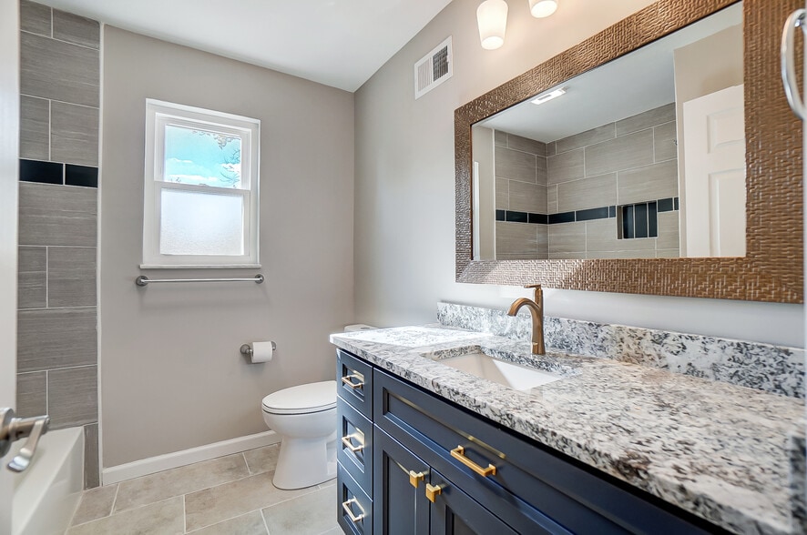 Building Photo - 271 Albright Dr