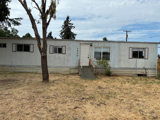 Building Photo - 1400 Mississippi Ave