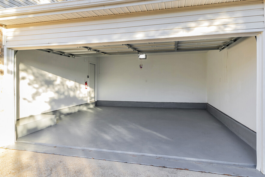 2 Car garage - 2285 Joann Dr