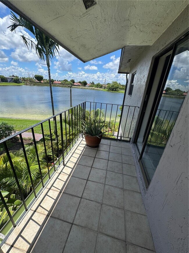 Building Photo - 13261 SW 17th Ln