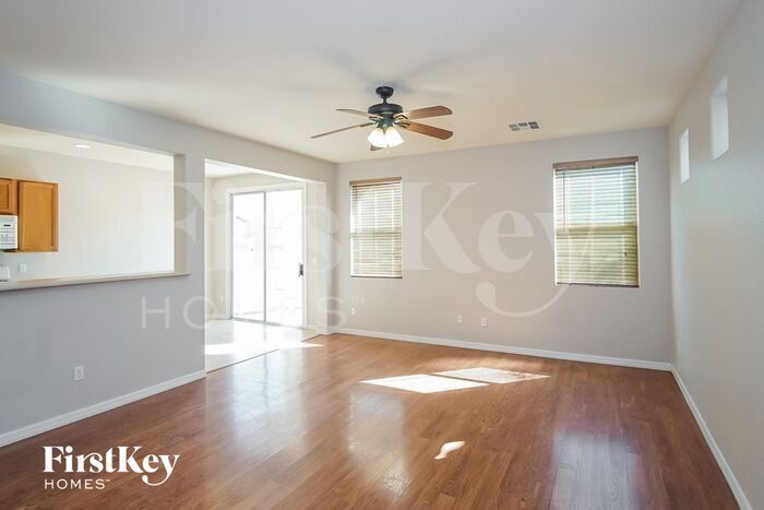 Building Photo - 10686 Congaree St