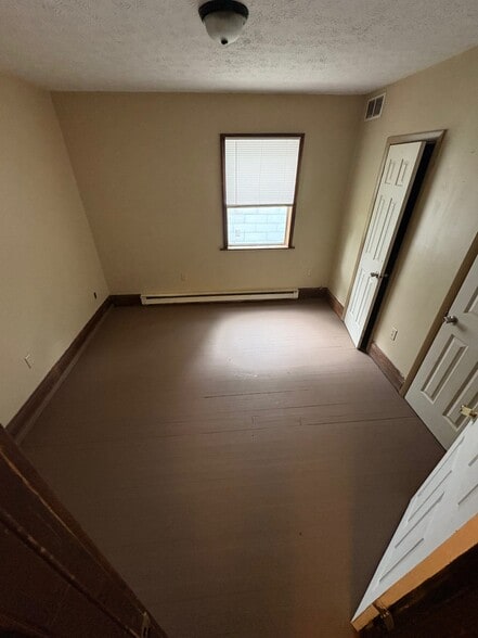Building Photo - 125 Haymond St