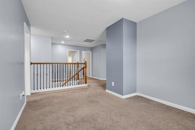 Building Photo - 6719 Path Way Ct