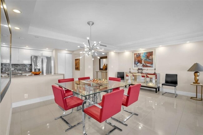 Building Photo - 3507 Oaks Way