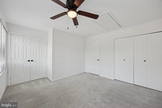 Building Photo - 128 Granite Hill Ct