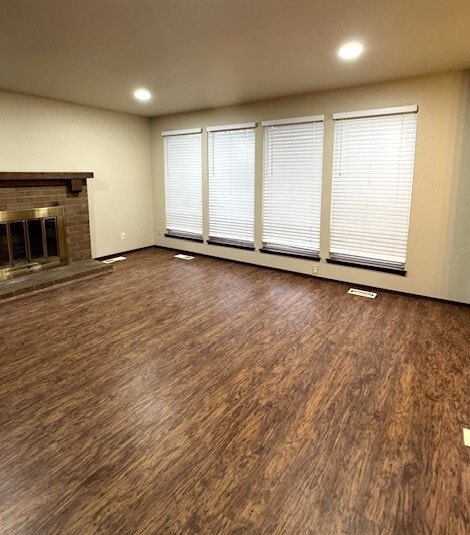 Building Photo - 202 Vashon Ave SE