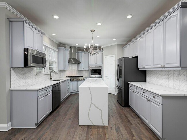 Building Photo - 4055 St Michelle Ln