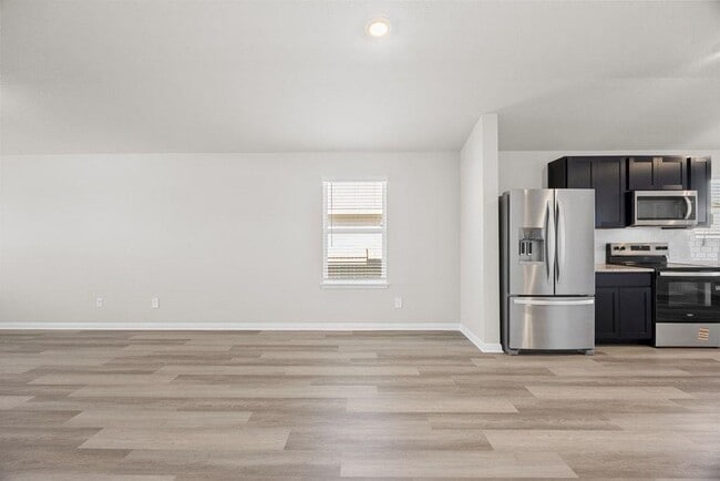 Building Photo - 140 Honey Bee Rd