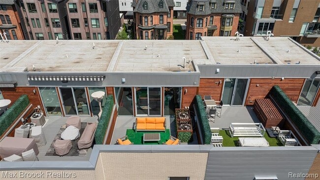 Building Photo - 284 Alfred St