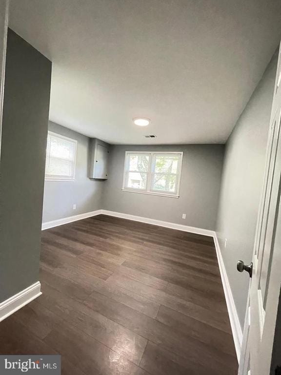 Building Photo - 5103 Acorn Dr