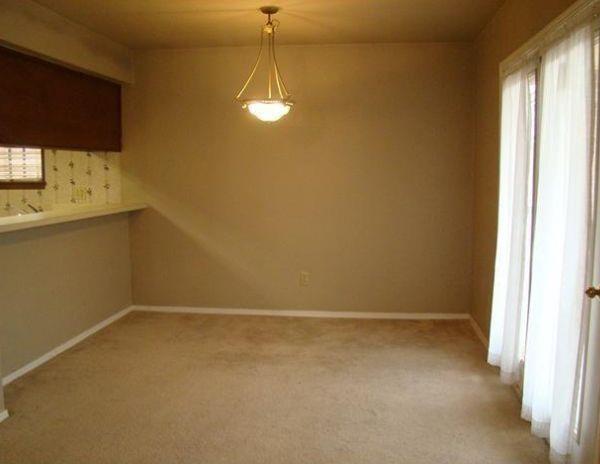 Building Photo - 4400 Hemingway Dr