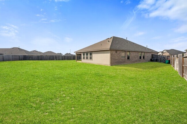 Building Photo - 26707 Andorra Colony Ct