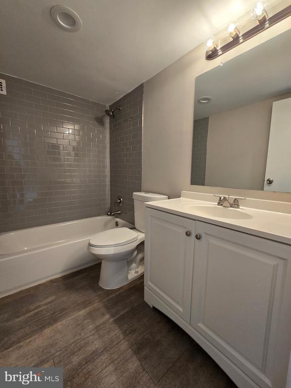 Building Photo - 301 N Beauregard St