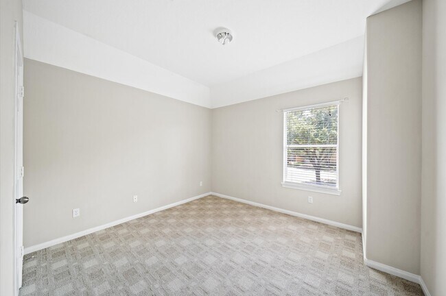 Building Photo - 18907 Dural Dr