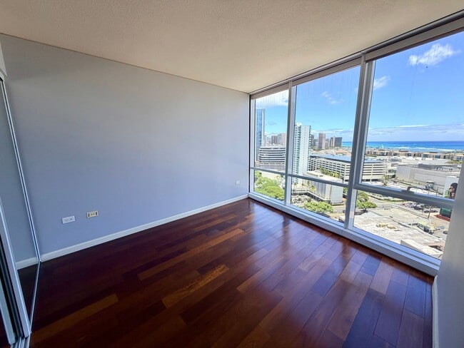 Building Photo - 1288 Kapiolani Blvd