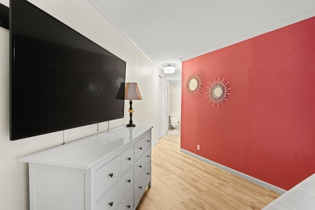 Building Photo - 7004 JFK Blvd E