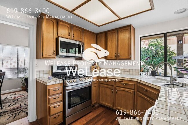 Building Photo - 12004 Calle Naranja