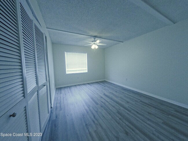 Building Photo - 3135 Shady Dell Ln