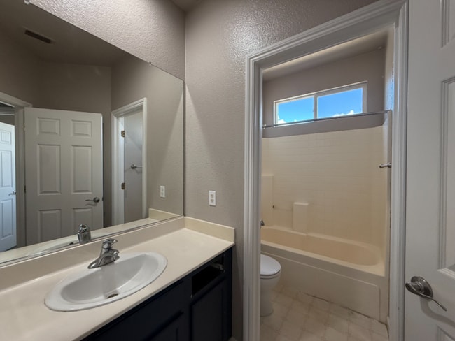 Building Photo - 8258 Lauffer Way