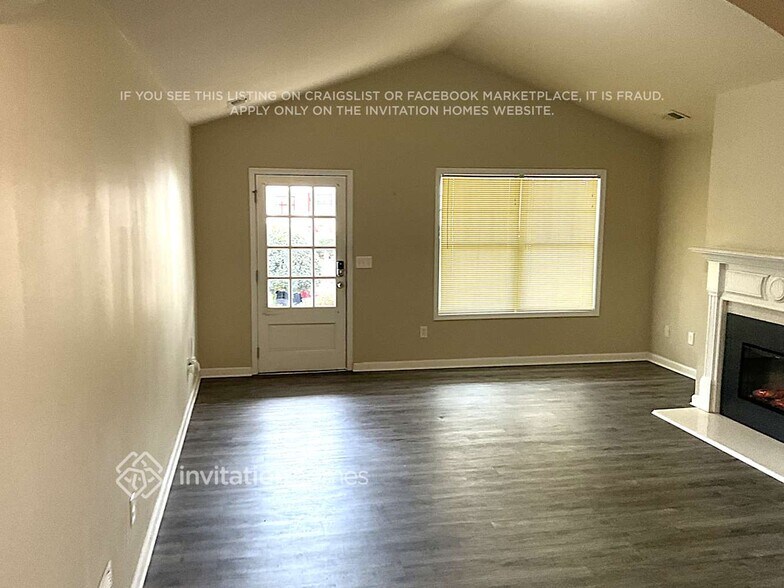 Building Photo - 143 Jaime Dr