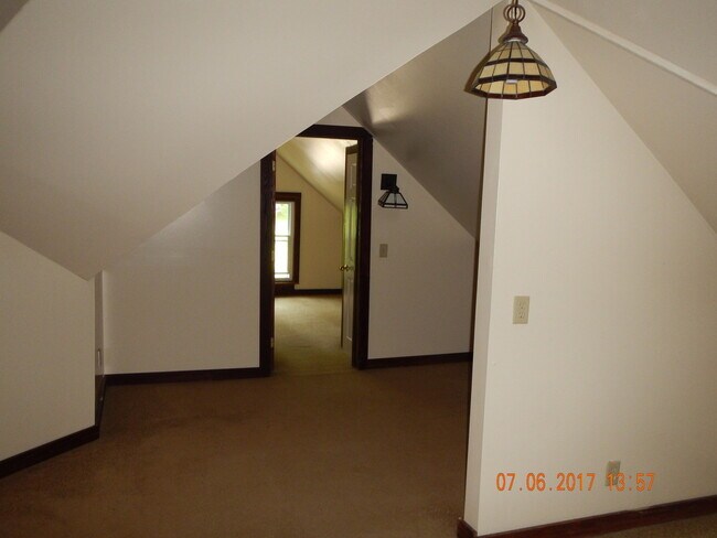 Building Photo - 1217 Madison St