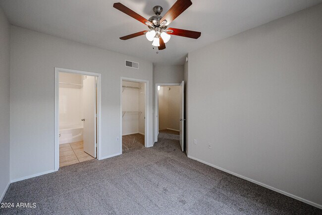 Building Photo - 4644 N 22nd St