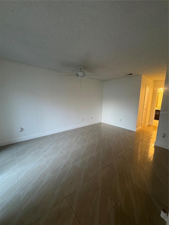 Building Photo - 7910 Glen Abbey Cir
