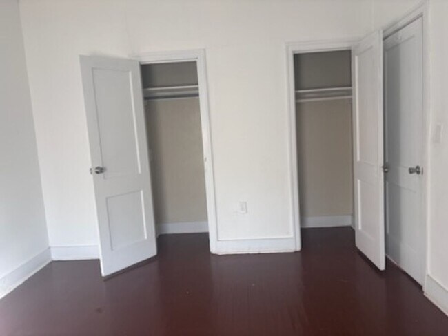 Building Photo - 131 Grandview Cir