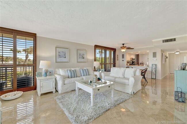 Building Photo - 10000 S Ocean Dr
