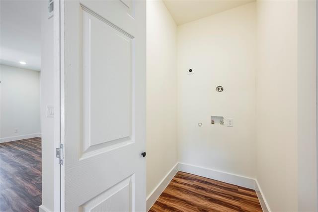 Building Photo - 3523 Herrling St