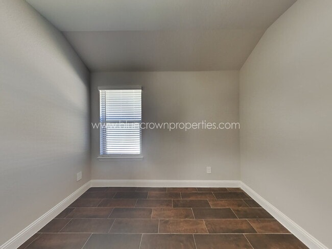 Building Photo - 1132 Red Hawk Ln