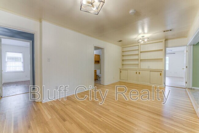 Building Photo - 4560 Boyce Rd