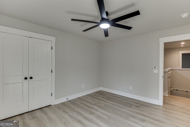 Building Photo - 110 Rains Rd