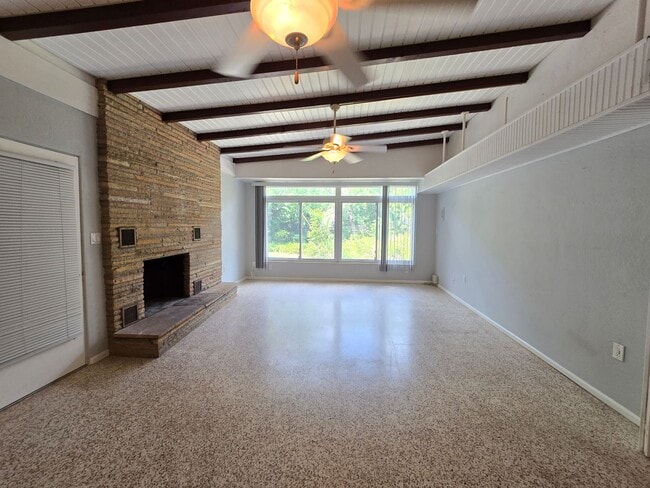 Building Photo - 6346 Beechwood Ave