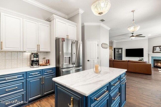 Building Photo - 1175 Eagle Point Dr