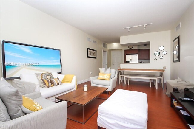 Building Photo - 888 Douglas Rd