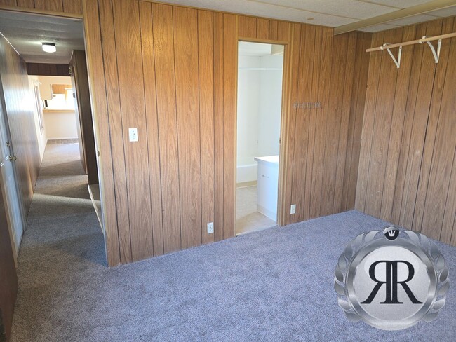 Building Photo - 2 Bedroom, 1 bath, Singlewide Manufactured Home in Selah