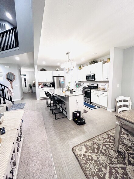 Building Photo - 1504 Englewood Ct