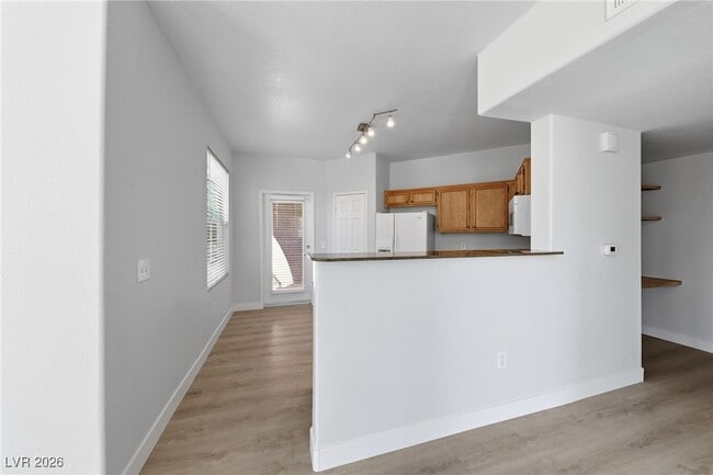 Building Photo - 10001 Peace Way