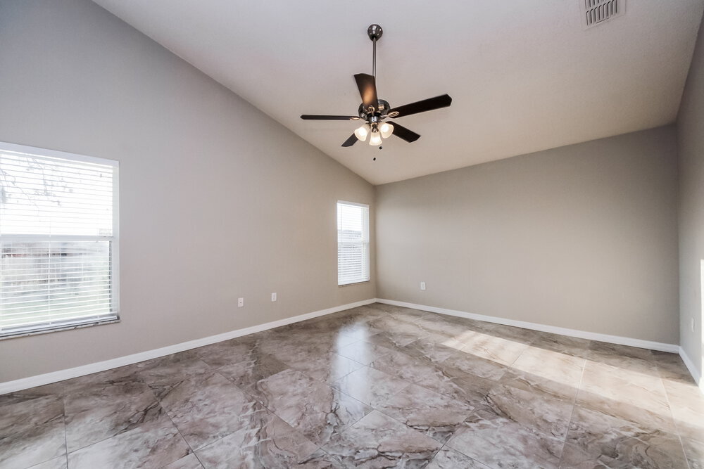 Building Photo - 458 Tamarind Parke Ln