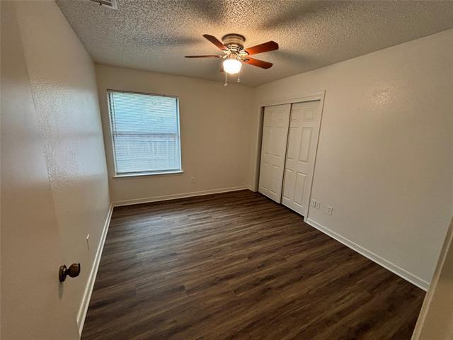 Building Photo - 2514 Livingston Ln